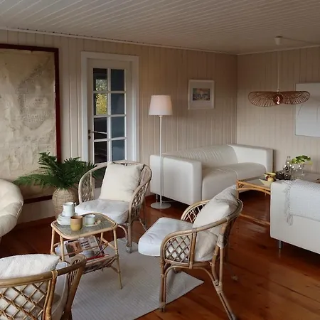 Feriehus Delightful Vacation - Boat - Seaview - Garden